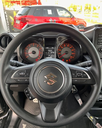 Suzuki Jimny cena 105000 przebieg: 65000, rok produkcji 2018 z Gdynia małe 379